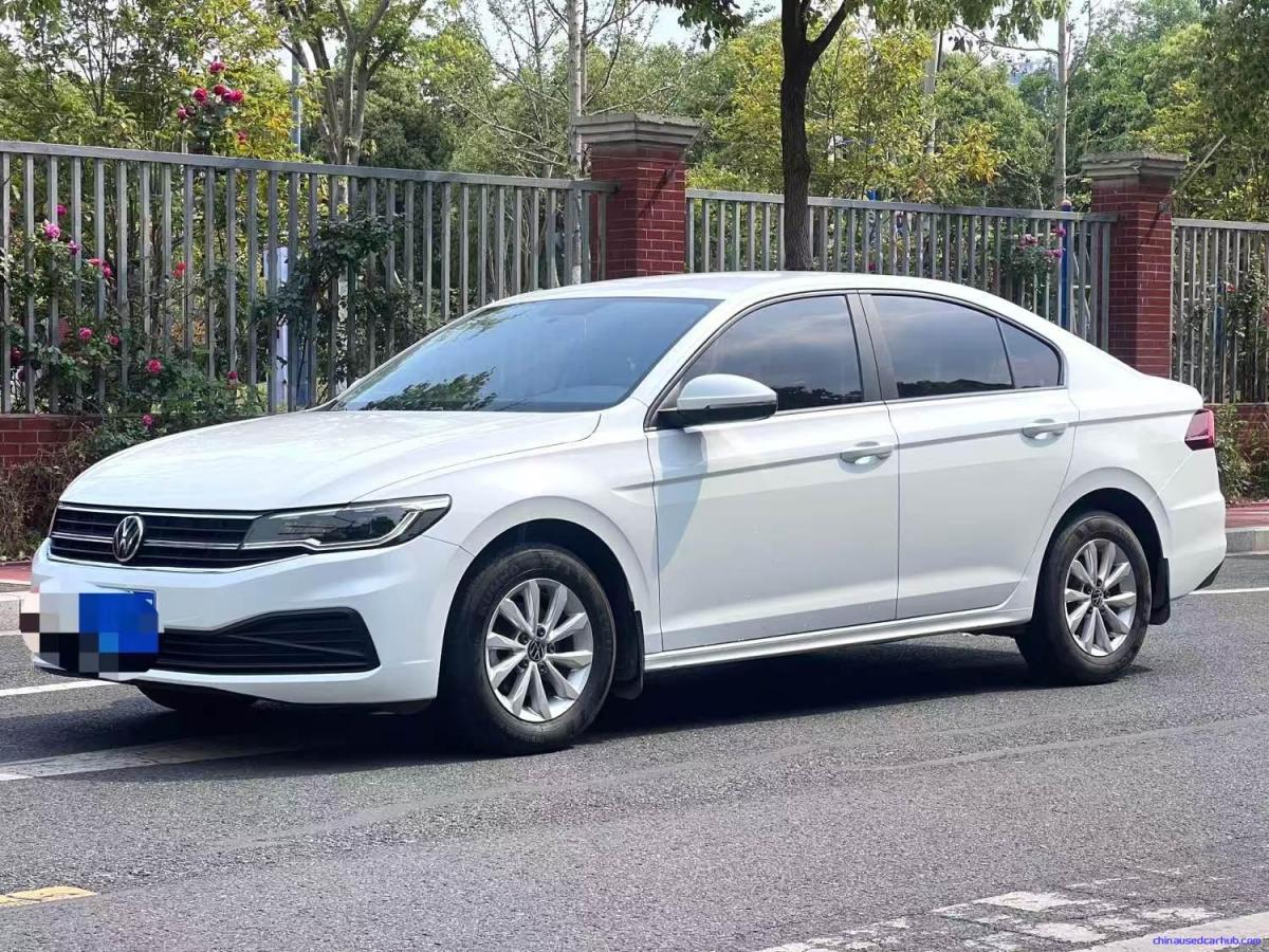 Car Image 9