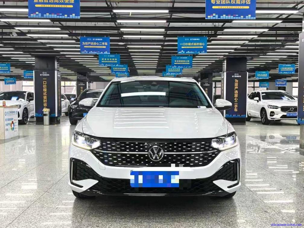 Car Image 6