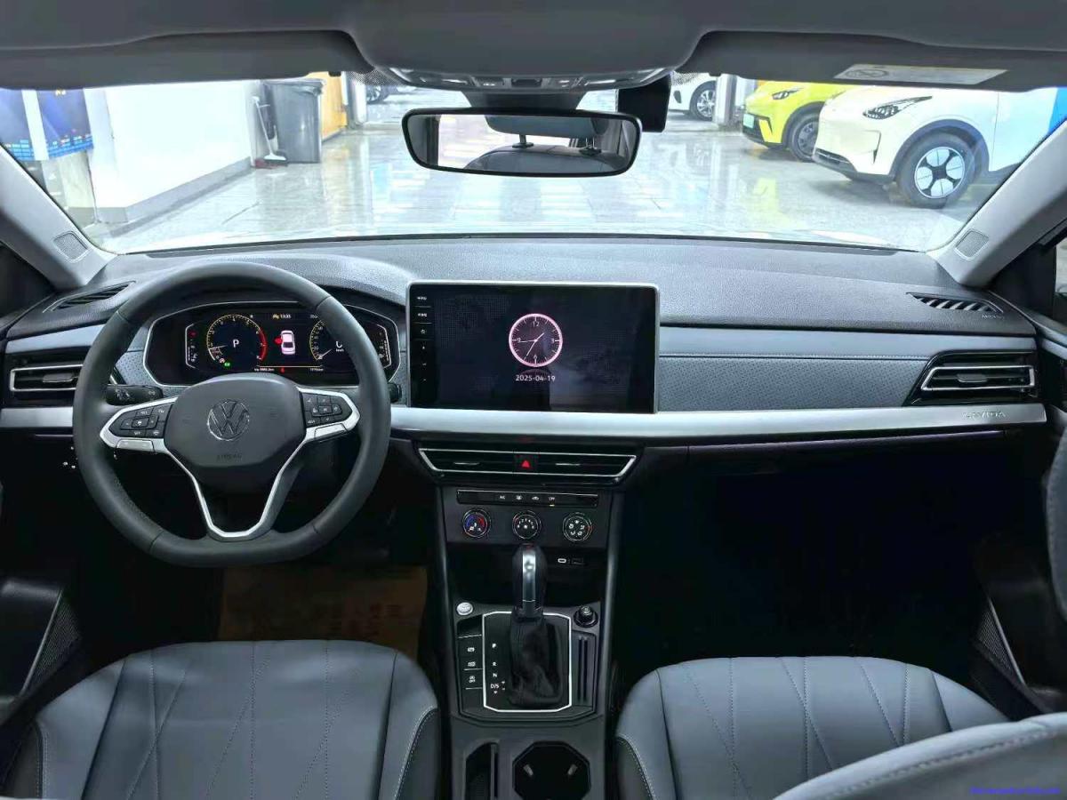 Car Image 8