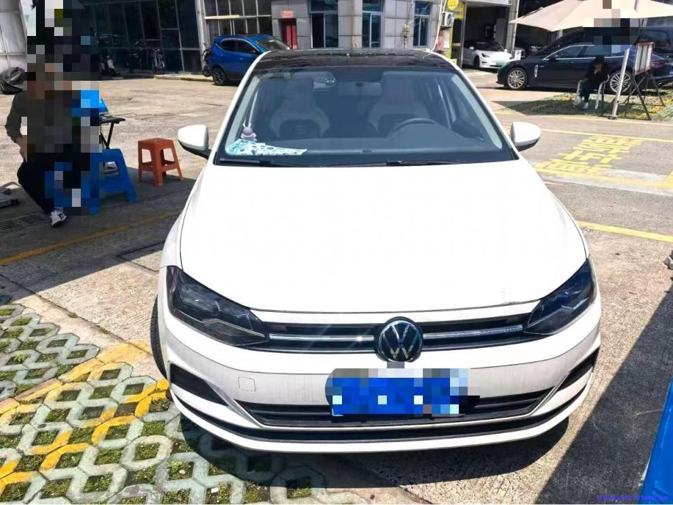 Car Image 3
