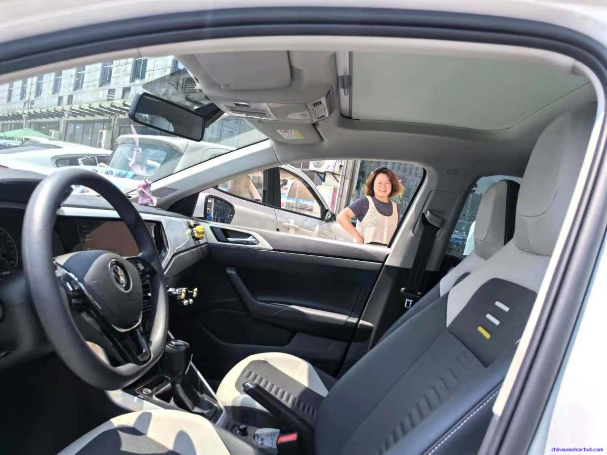 Car Image 8