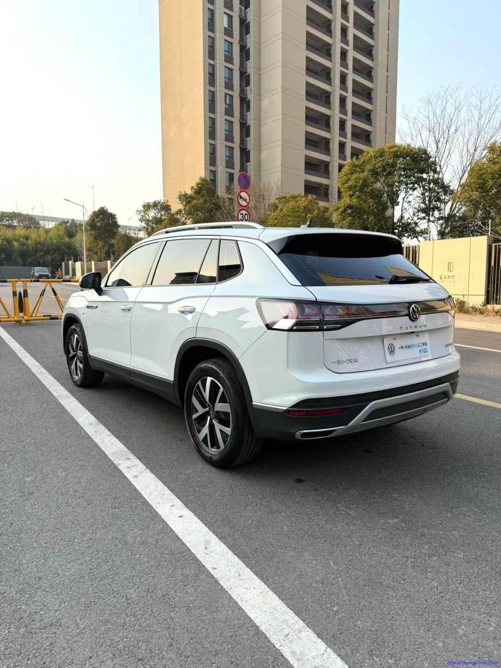 Car Image 3