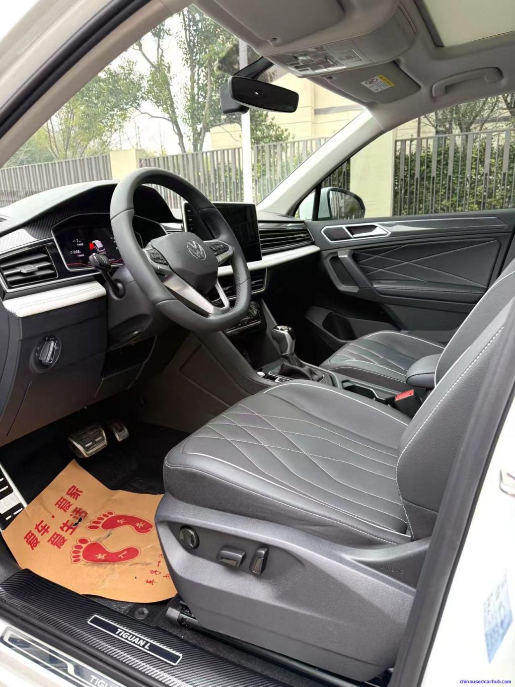 Car Image 10
