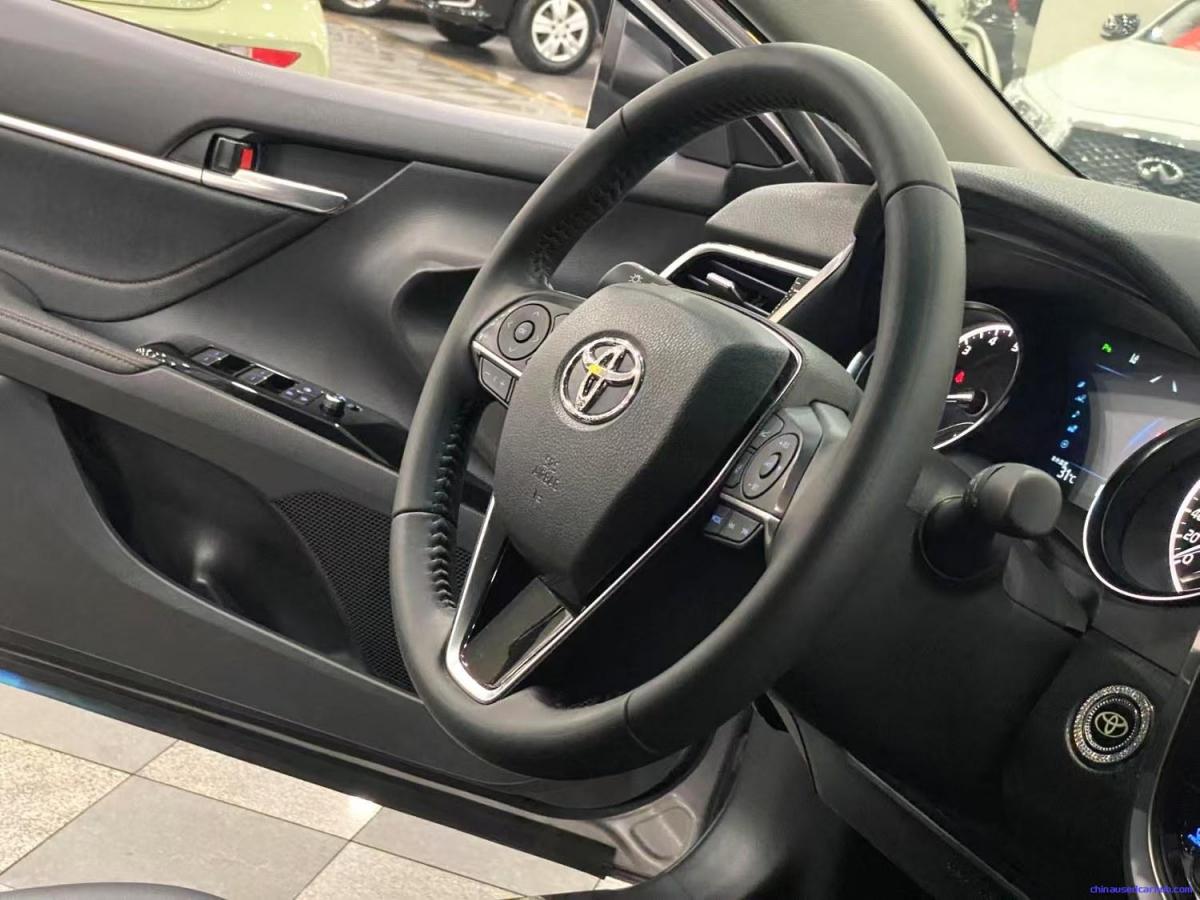 Car Image 7