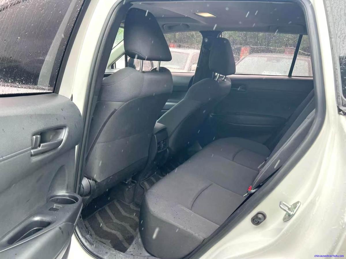 Car Image 9