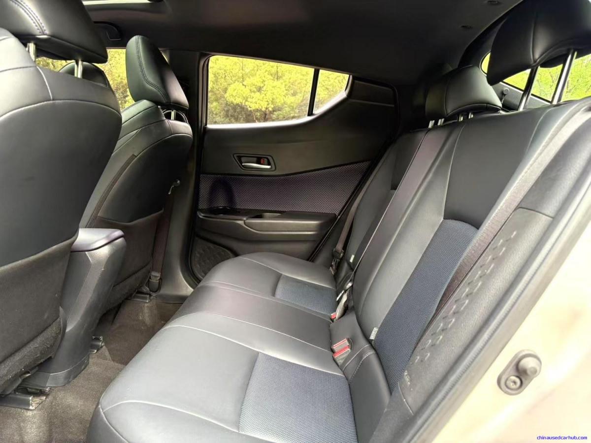 Car Image 9
