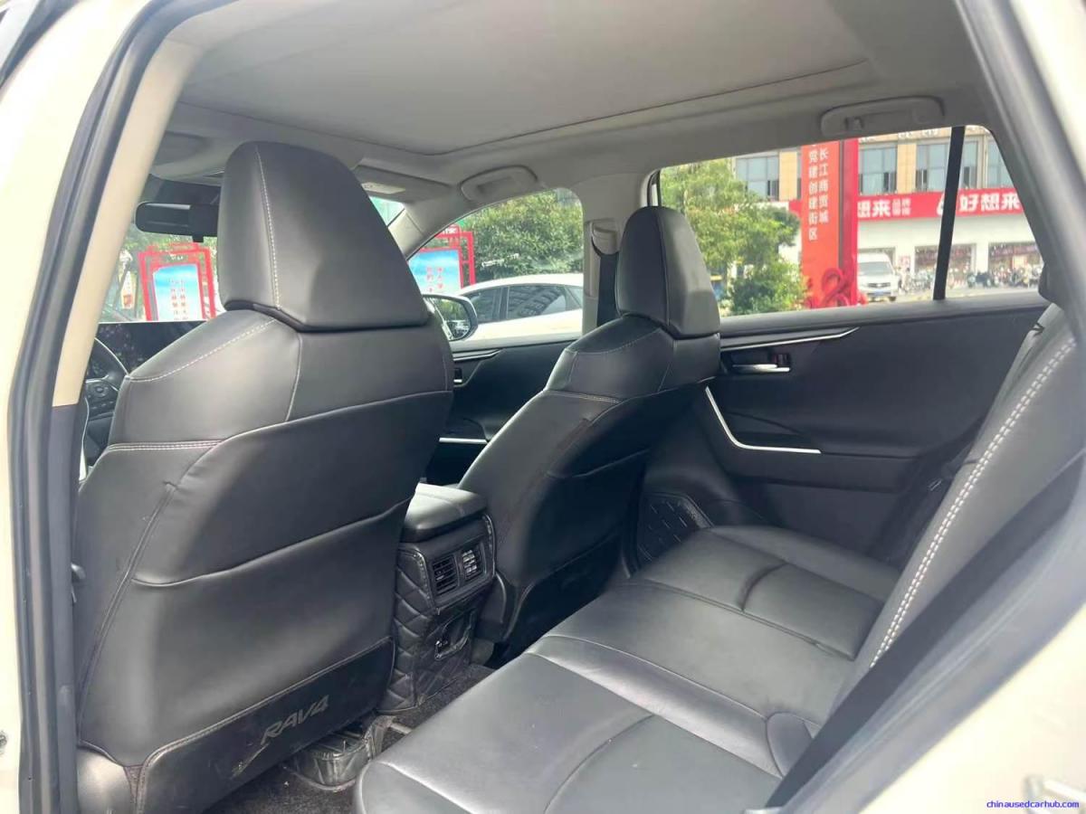 Car Image 7