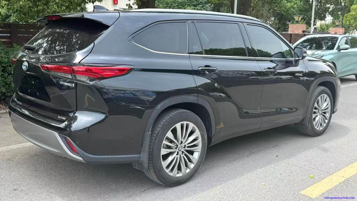 Car Image 3