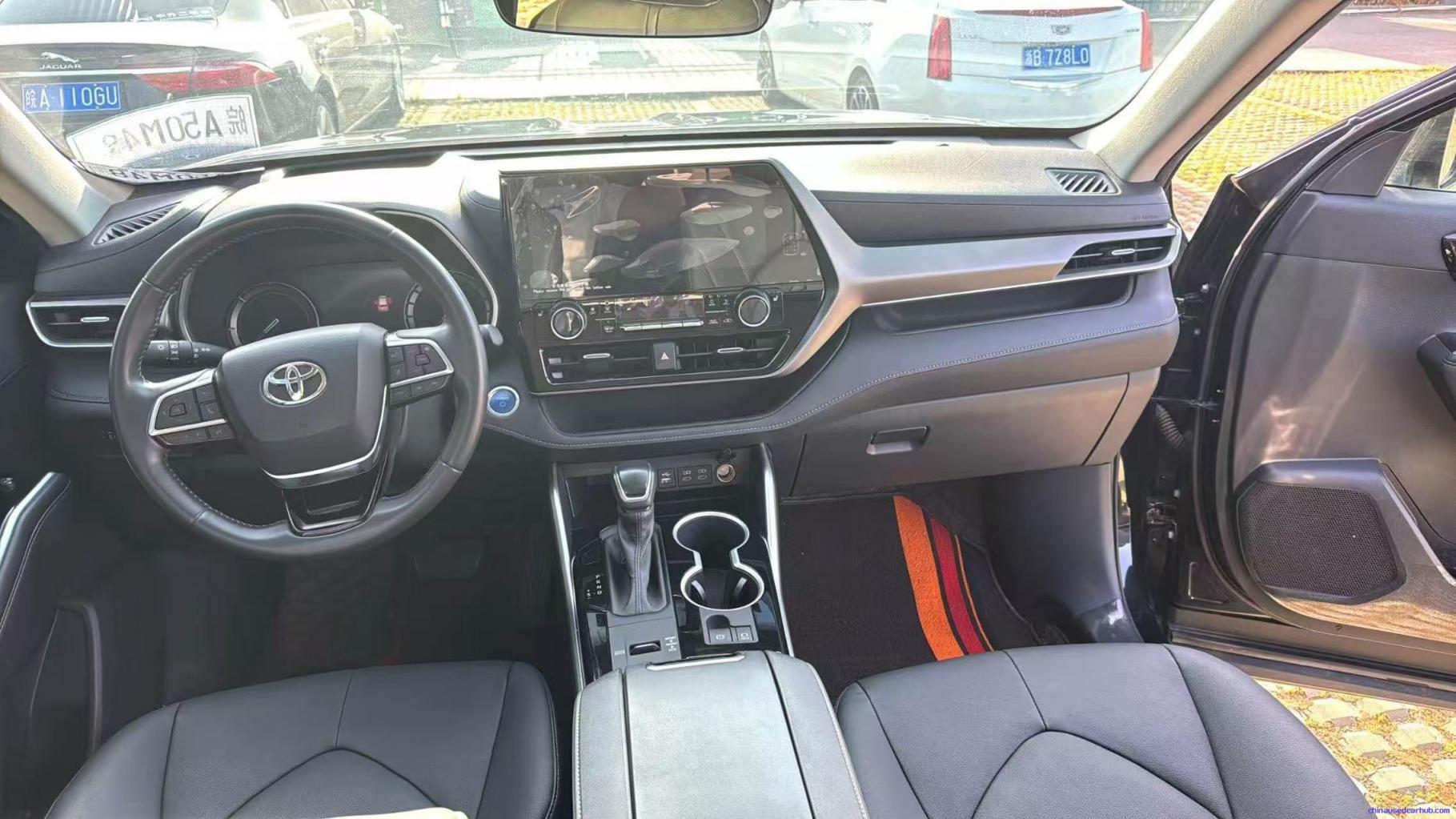 Car Image 10