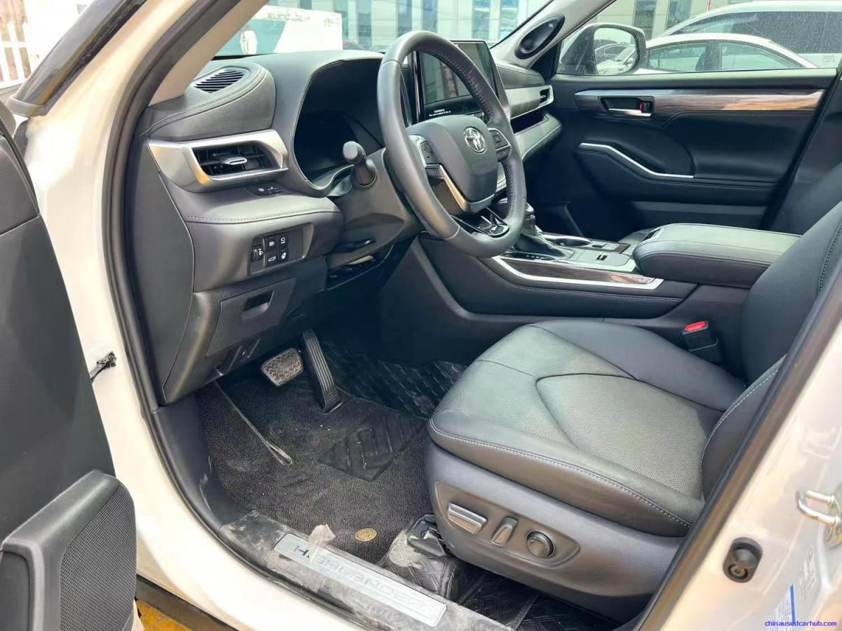 Car Image 3