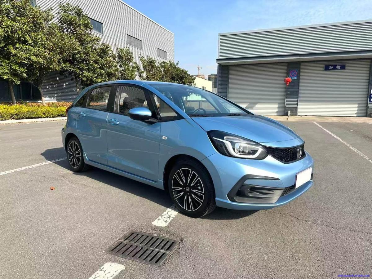 Car Image 4