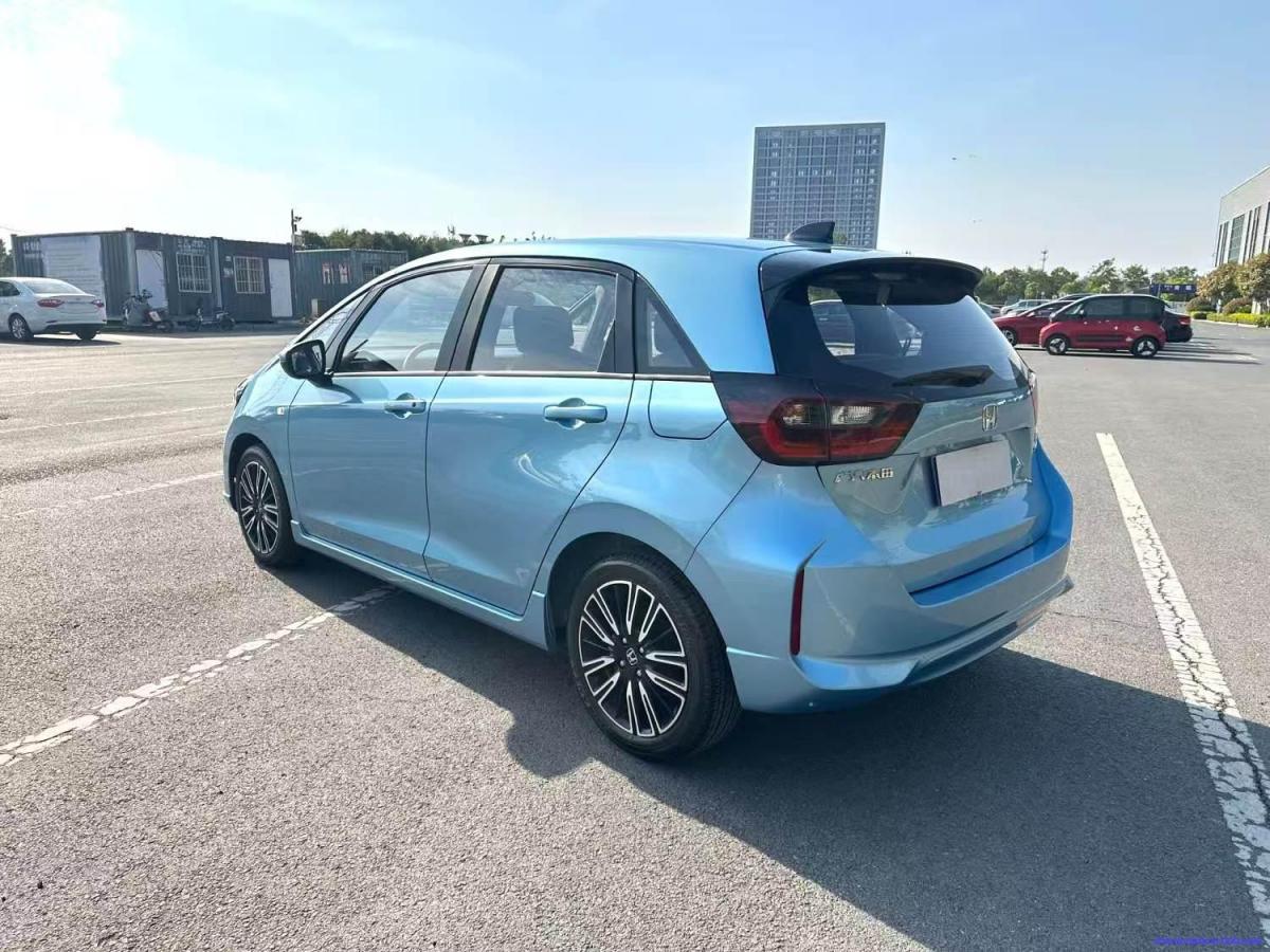 Car Image 6