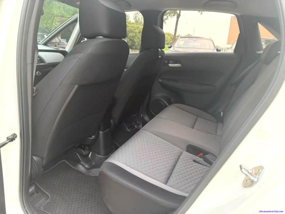 Car Image 8