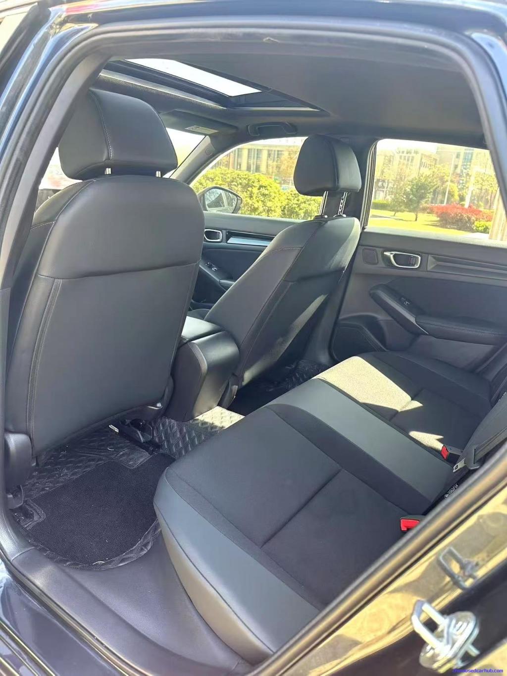 Car Image 8