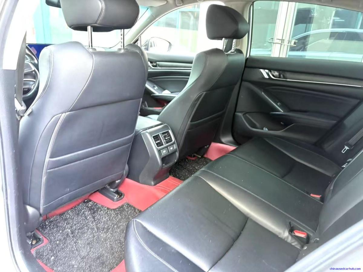 Car Image 7