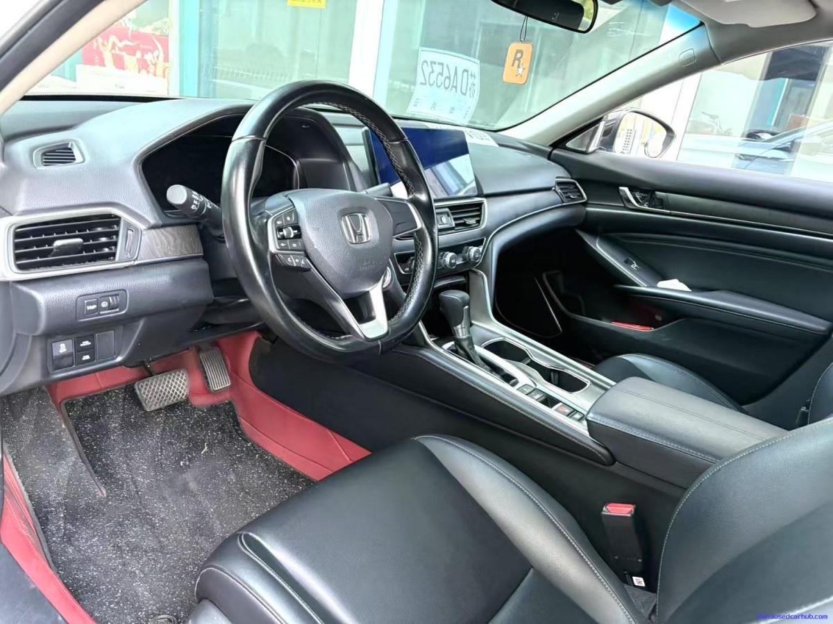 Car Image 6