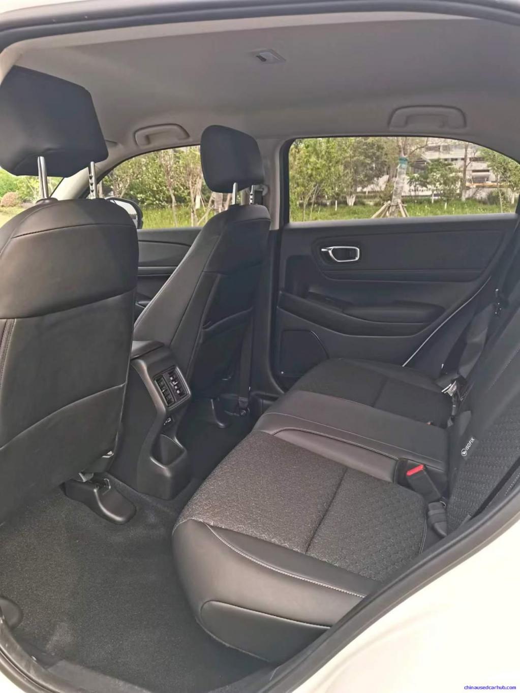 Car Image 8