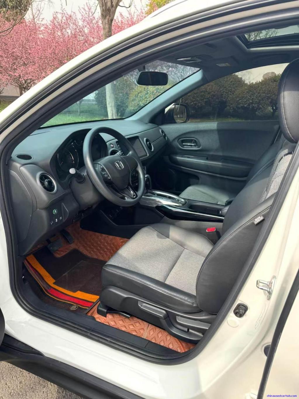 Car Image 7